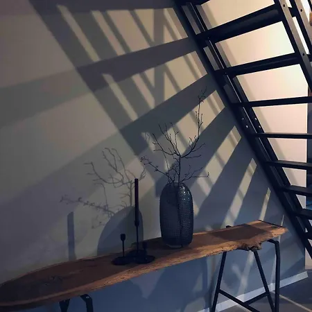 Vakantiehuis Spacious Sauna And E-bikes Detmold